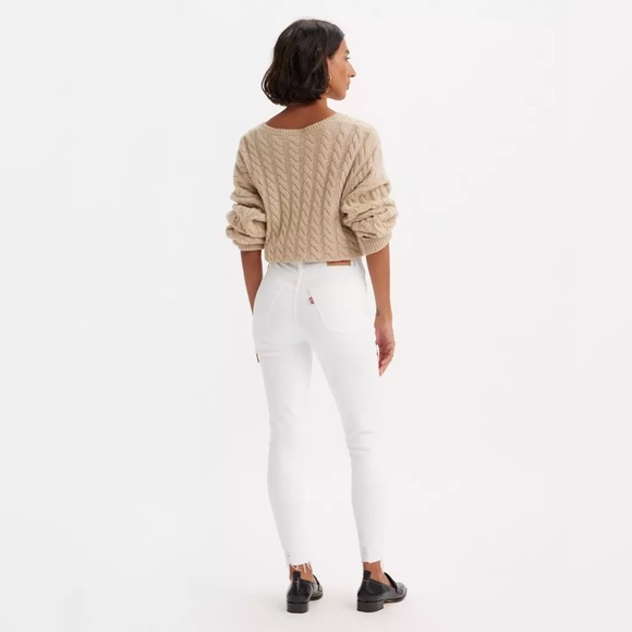 Levi's 721 High Rise Skinny White Raw Edge Jeans- size 24 - Picture 3 of 13